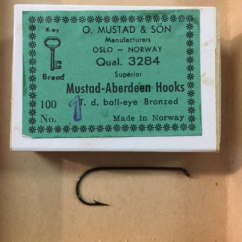 1960S PFLUEGER HANDE-PAK Fish Hooks Tin with Fish Hooks Assortment